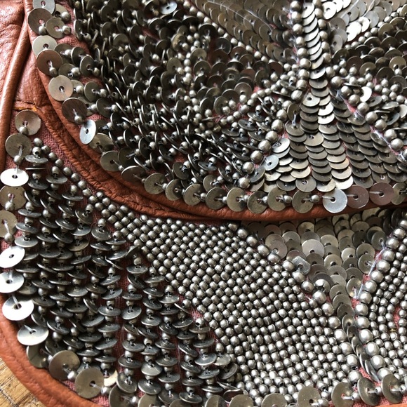 New Antik Batik Sequin Leather Darix Pouch Clutch - Picture 6 of 9